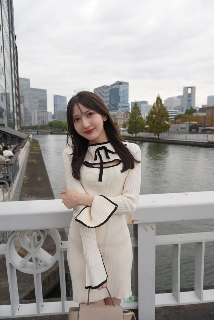Lylana オープン ショート ワンピース